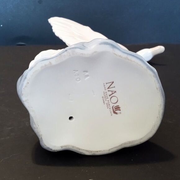 Lladro NAO Flying Swan Porcelain Figurine - Picture 6 of 6